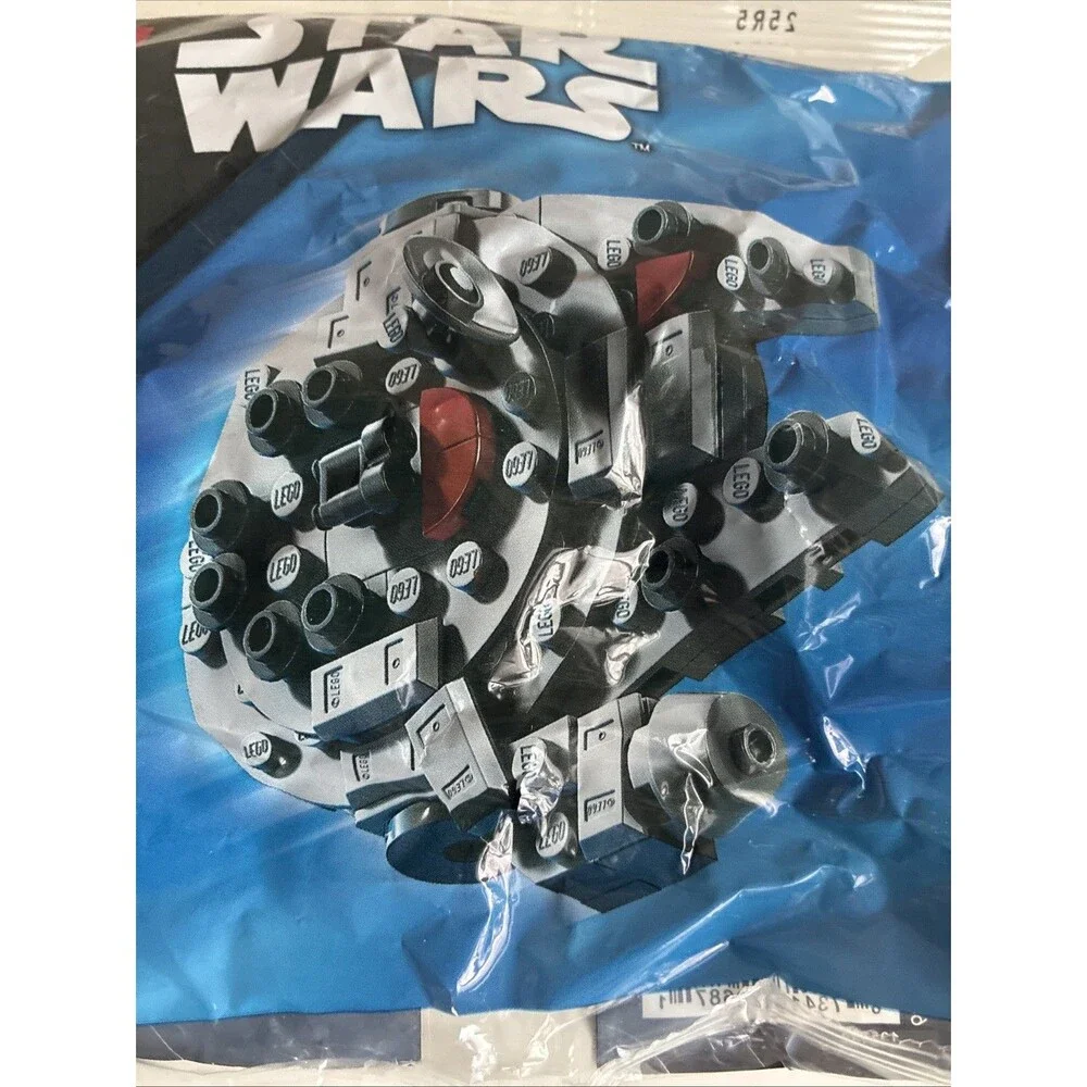 New 2025 Lego Star Wars 30708 Millennium Falcon Paperbag Set 74 PCs